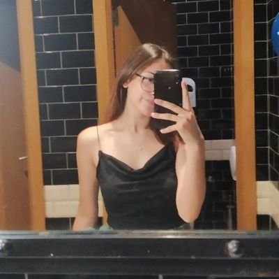 edacimbisakin's profile picture. 