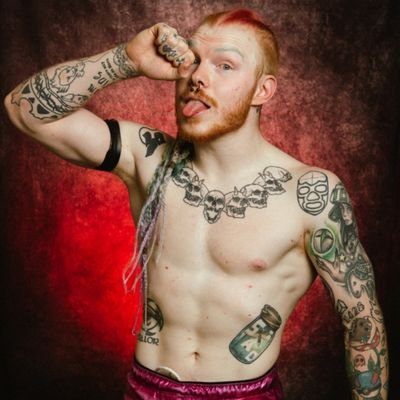 Pro wrestler!
🤼‍♂️🇪🇦🇵🇹🇬🇧
Dead Sad Boy Club
Staying weird!
punk!
I'm dyslexic so shit is spelt wrong😂
.
For Bookings
Email: Billyhazepro@gmail.com