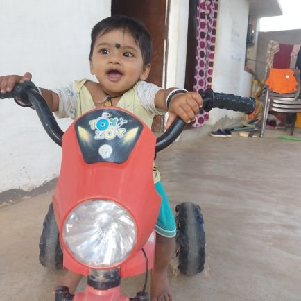 YashPat94512079's profile picture. 