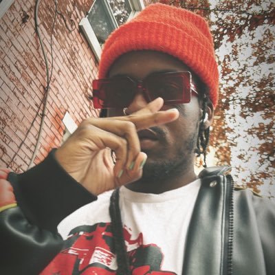 notthat_social's profile picture. 