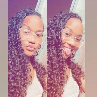 Mirelli (@silva_mirell) 's Twitter Profile