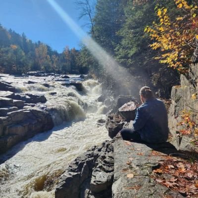 matthewlsawyer's profile picture. Dad, guy, musician, programmer.