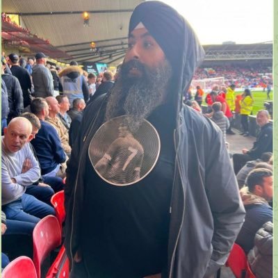 Family - LFC - Faith - Pizza (not always in that order) co-founder @mrsinghs# (likes/RTs not an endorsement)