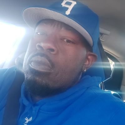 I am a father 1st above all DC and LB coach &track coach at Palo Verde high school former football coach at CFHS born in Shamrock Texas living in Tucson az