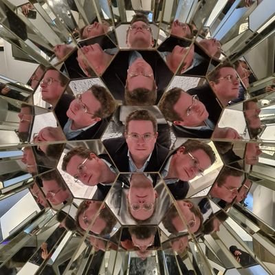Onderwijslogistiek | Onderwijsinnovatie | Professionalisering | Jack of all trades | Tweets are personal | R'dam/Leiden/Tilburg/Den Haag