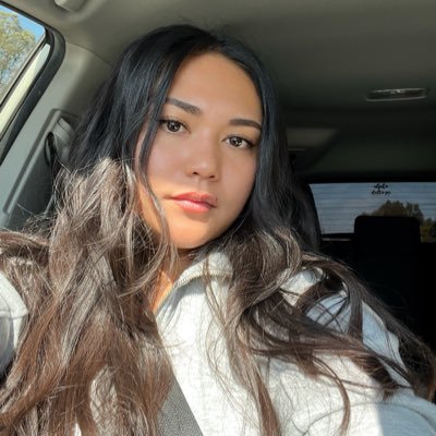 👩🏻🏫 school counselor | ucr alumna | 🇸🇻 salvadorena | 🇨🇳 chinese