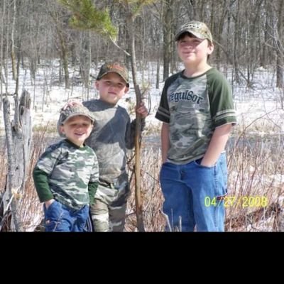 TriNorth we are a hunting group made up of 3 Brother's on this Twitter we will be posting hunting,fishing video's and photo's please sub to our YouTube