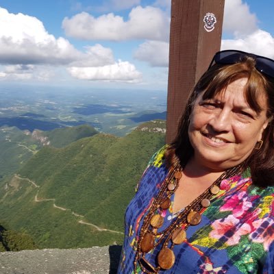 DenizeAvila08's profile picture. 