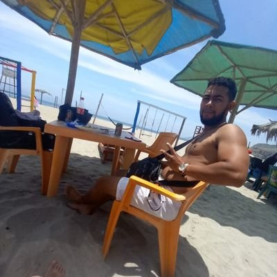 ☜H☞. ☜H☞.
Venezolano 🇻🇪 En Perú 🇵🇪.
Técnico Electricista