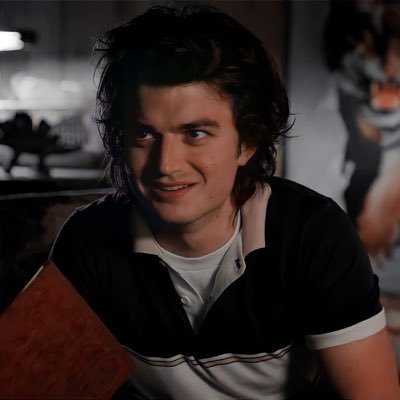 steve harrington's boyfriend ; my bday twin @starlightsteves ‹𝟹