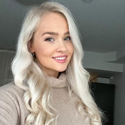 Janet16432's profile picture. High quality fashion designer, still waiting for love, // #Bitcoin // #Ethereum //