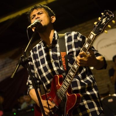 Adi_Noegh's profile picture. Nirvanaisme ,Grunge, Pemuja Kurt Cobain ,Milanisti, 
Guitar Vokal Sekarmirah , Persebaya Fans