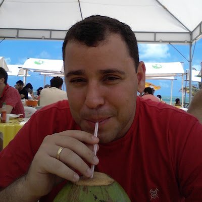 andreggp's profile picture. Somente um filho de Deus em busca de redenção!!