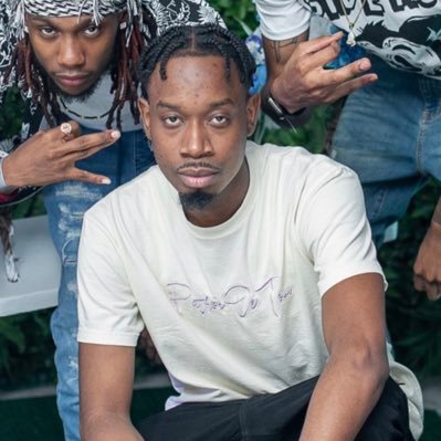 IG @HyPe_Humble8east Brand ambassador ... Co-Founder of “YoungryTM” #Humble @BeFreeHookahs #Bookus