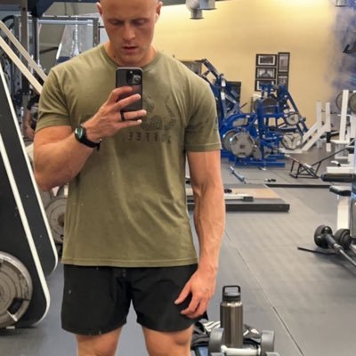 welshy_7's profile picture. FAITH, FAMILY, FITNESS 💯CLUB💯