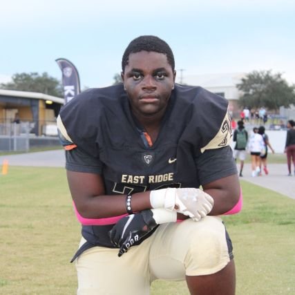 East ridge high//class of 2025//6’0//245lbs Defensive Tackle K4L💛🖤