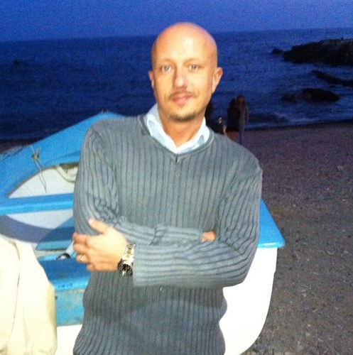 lukiventuno's profile picture. 