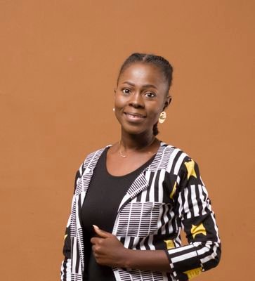 Journaliste multimédia, correspondante de Bbc_afrique au Bénin et journaliste à Frissons radio