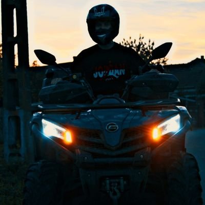 Sebasti11063143's profile picture. 