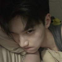 ️ ️ (@yon4hee) 's Twitter Profile