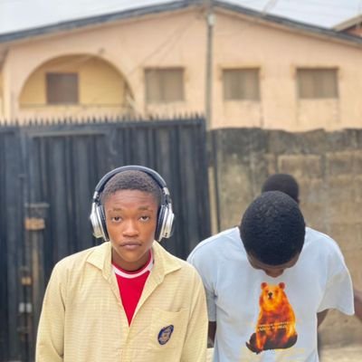 demenike48's profile picture. Freelance Writer⬇️ 🔥 I write. You win. ✍️ Copy | Blogs | Content that clicks 📩 demenike48@gmail.com-Content Creator🎥|Interviewer🎤| 🔌Gadgets&AccesoriesPlug