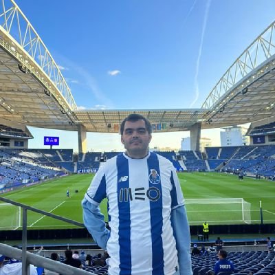 sou adepto do FCPorto gostava de um dia ter uma namorada relação seria ter filhos com ela e ser feliz com ela para a vida toda