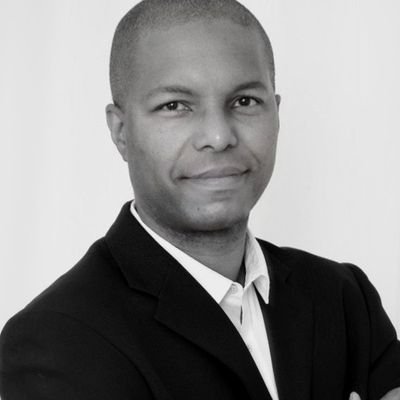 ECONOMISTA, pai de meninas🧒🏾🧒🏽, marido da Cristiane 😍 CRISTÃO EVANGÉLICO e estudioso de história da economia e economia política