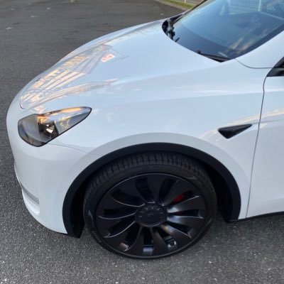 22/11/02 Tesla MYP 納車🚗🎉 テスラーのみなさんよろしくお願いします😄 テスラ紹介コード➡️ https://t.co/gj8xZq8J95