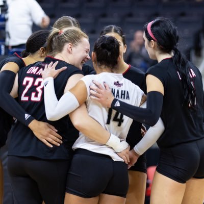 JaidenCenteno's profile picture. UNO Volleyball #14