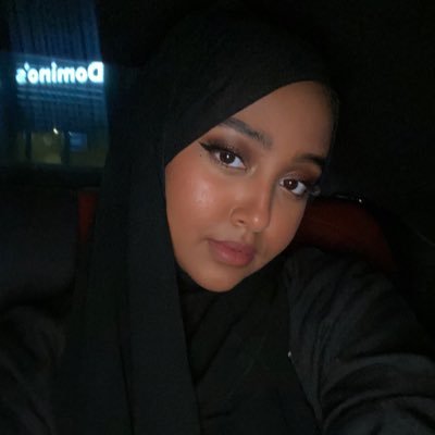 25, Somali, i only love anime, cats and food. 🌻