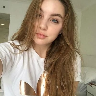 oliviajames131's profile picture. Gamer by heart and artist by profession