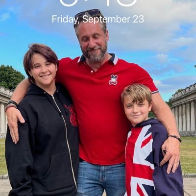 Gavin here.Born in England, live in Florida, traveled the world. A lawyer in the US, England and Wales. Blessed to have my kids, family, friends and God's love
