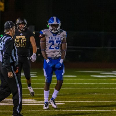 6’1|190 LBS|DB| Class of 2023|Cégep de l’Outaouais | Updated highlight: https://t.co/DHgacWREiY