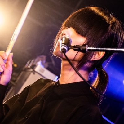 YEENS Dr. @yeenshiena / ABYSS GIRL Gt.Vo. @ABYSSGIRL_jp / ex.鉄風東京 / インスタ @ huwa_kani / サブスク→ https:// https://t.co/kLOEor1aay