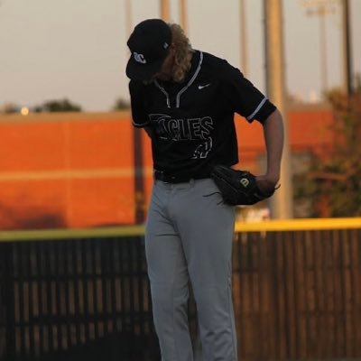 OCU 6’5 RHP