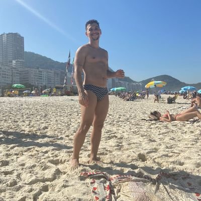 Carioca - 27 anos - nutricionista - Geminiano.