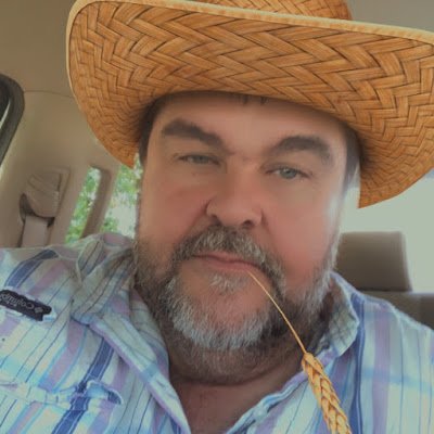 Follower of Jesus,!South Louisiana born & raised 💯 Cajun by French speaking parents, offshore tugboat Capt. Licensed and insured fishing charter Capt.