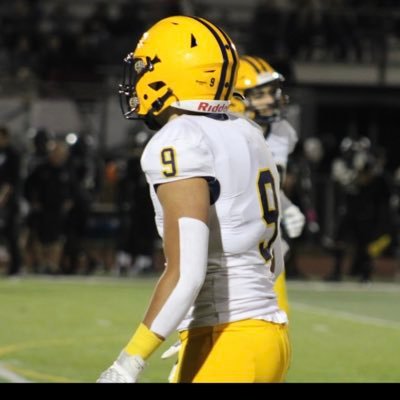 asaleh4447's profile picture. Fordson ‘23 | OLB/MLB | 6’0 195
