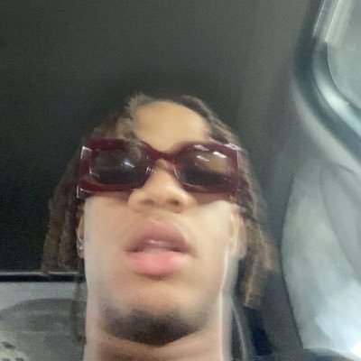 1saintclarence's profile picture. everything 44