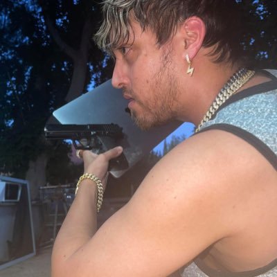 oralkalay's profile picture. 𝕏