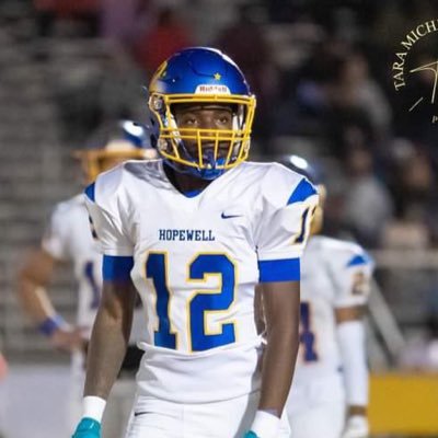 c/o 2023 5’9 150lbs ath at hopewell highschool contact information phone number:571-7218749  email: langstongwinn1@icloud@com