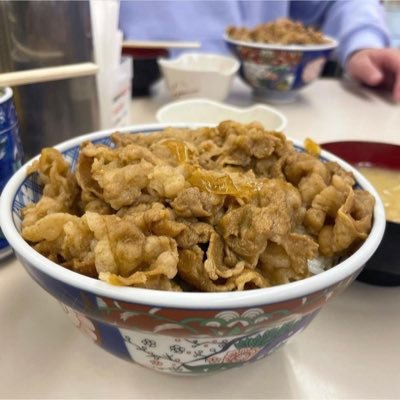 Rf2n8u1Ze's profile picture. 