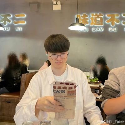random lol stuff to fill my life
T1 - BRO - Deft - Keria
(she/her)