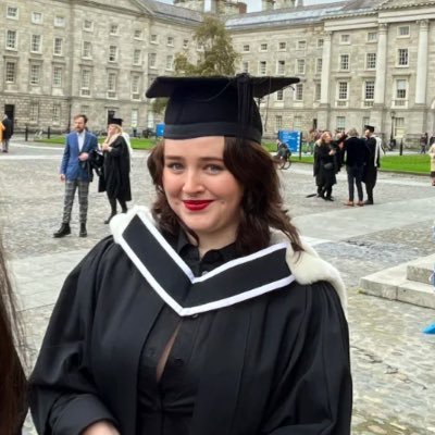 floodme_'s profile picture. Lover of all things horror, gothic, D&D, and gaming  || Routledge Editorial || (she/her)