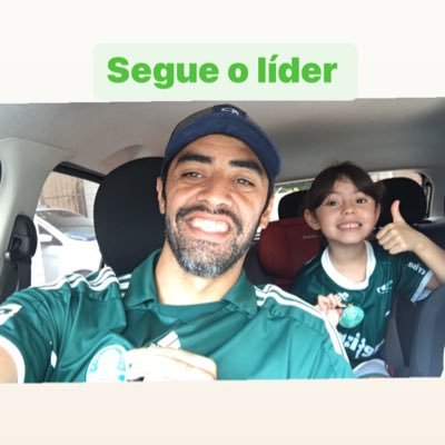 Advogado, Palmeirense e Ciclista nas horas vagas.