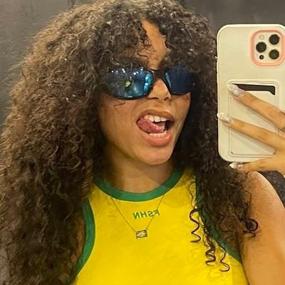 Iarinasfv's profile picture. 