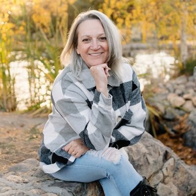 Author, editor (temporarily closed), singer, sports fan, wife, mom, grandma, animal lover, ceraunophile, Christ follower. YA PsychThriller STILL PHOTO, 2014.