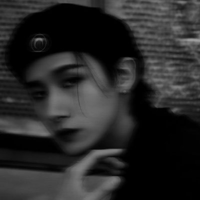 charlesluye's profile picture. ⠀⠀⠀Kill this.