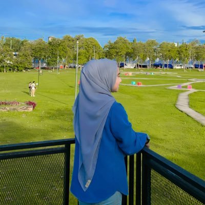 YunieyRahman's profile picture. 