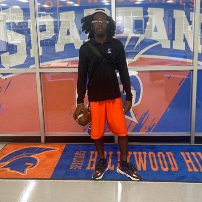 Son of GOD✝️ | Father 👨‍👧‍👦| OC/WR @ Hollywood Hills HS | 
Miramar Wolverines 7U HC | 👹🇭🇹